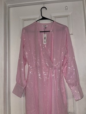 Steve Madden Sequin Dress Long sleeve v-neck party dress size 6