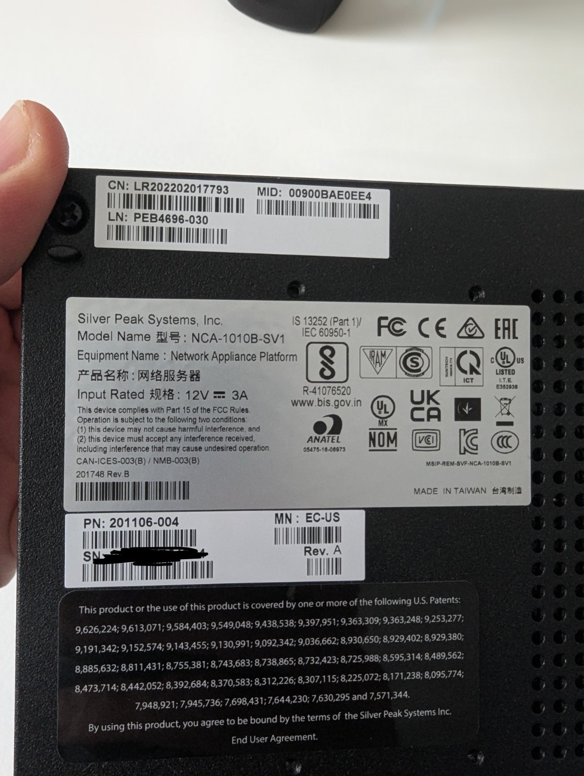 Aruba EdgeConnect EC-US boîtier SD-WAN Ultra Small NCA-1010B-SV1 pour le télétravail efficace
