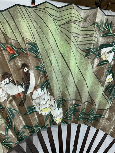 Vintage Large Asian Wood Fan Wall Art Hand Painted Gold Birds & Floral in a tree - Picture 6 of 23