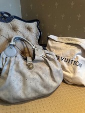Authentic Louis Vuitton Monogram Mahina Shoudler Bag Ivory White Leather 