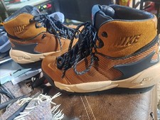 Nike x sacai Magmascape Pecan FN0563-200 Size...