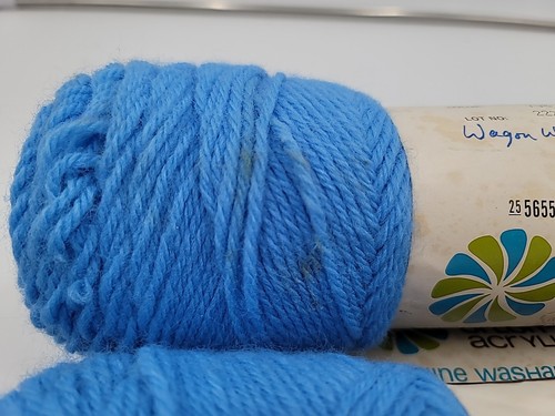 NEW 5 Skein LOT ~ DuPont ORLON 100% Acrylic Yarn #708 Light Sky Blue VINTAGE - Picture 2 of 5