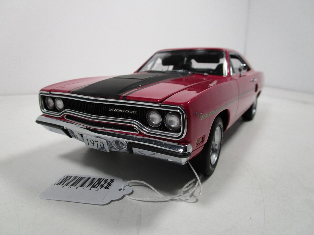 GMP/'70 Plymouthプリムス RoadRunner 1/18 レア！ GMP ACME 1:18 1970