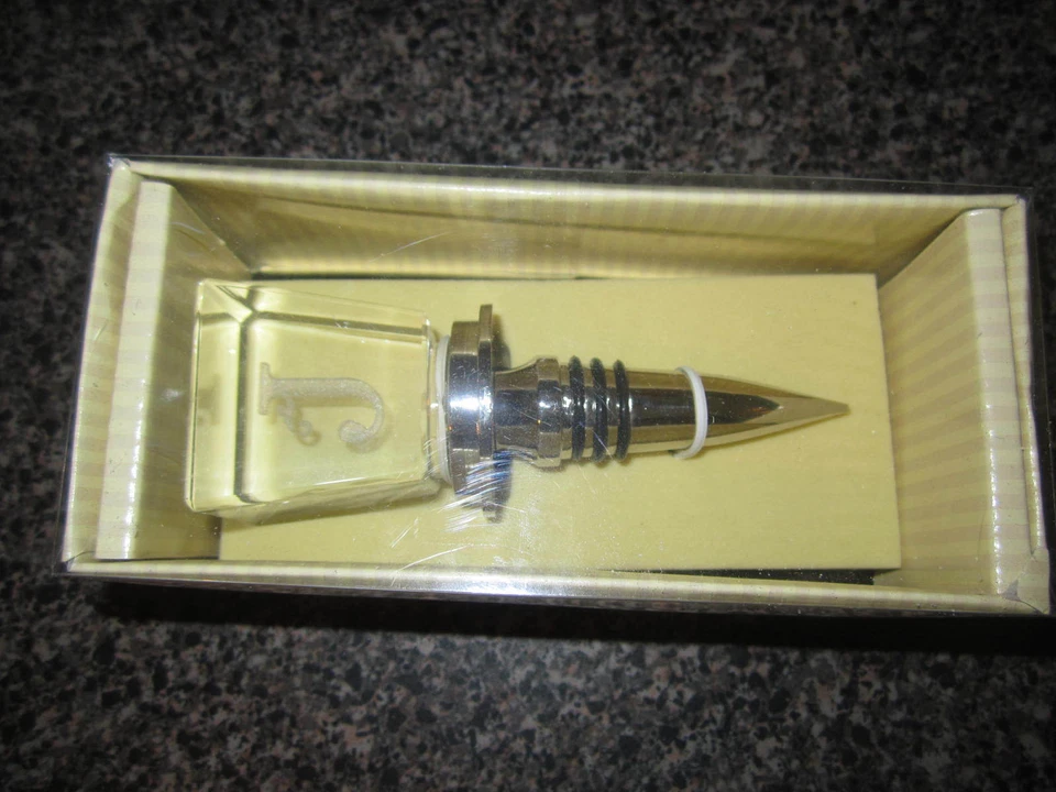 Cypress Home Monogram Initial J Glass & Stainless Wine Bottle Stopper Foto 2 de 4