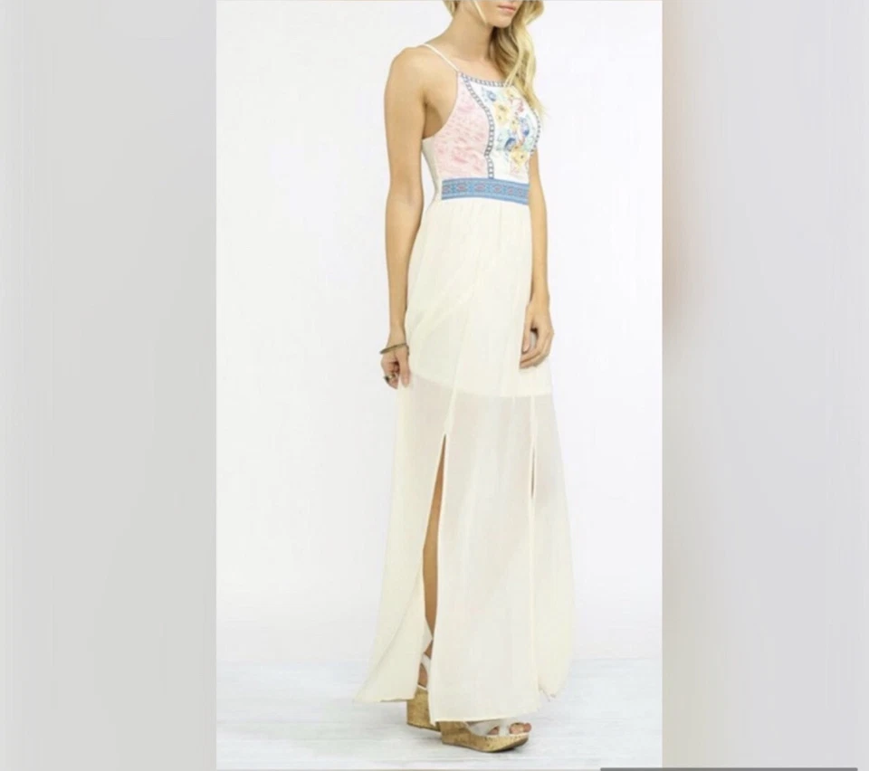 Maxi Vestido Flying Tomate Bordado Floral Mixto Media Talla S Usado en Excelente Condición Boho Foto 3 de 4