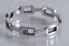 Sterling Silver Link Ring Sizes 5, 6, 7, 8 S762