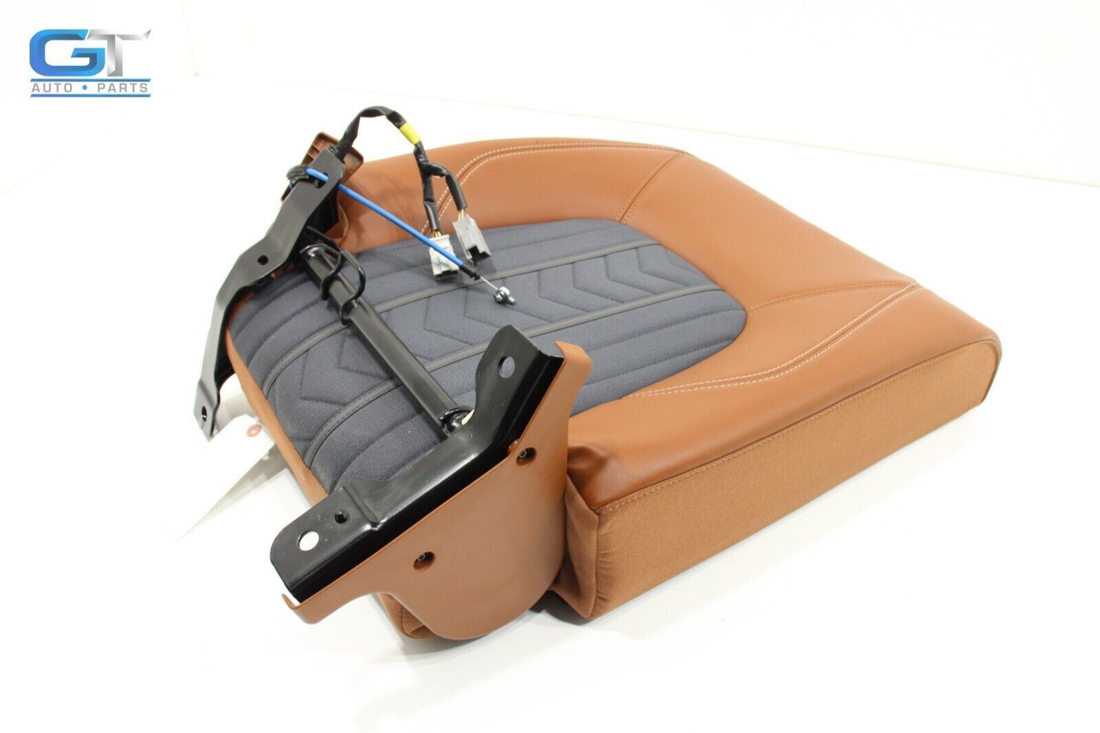 2017 - 2020 MASERATI LEVANTE REAR RIGHT PASSENGER SIDE UPPER SEAT CUSHION OEM