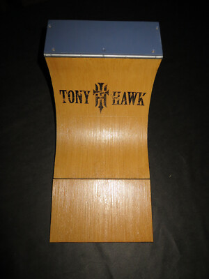 EUC! TONY HAWK TECH DECK Fingerboard Ramp with grind rail sound effects 2007