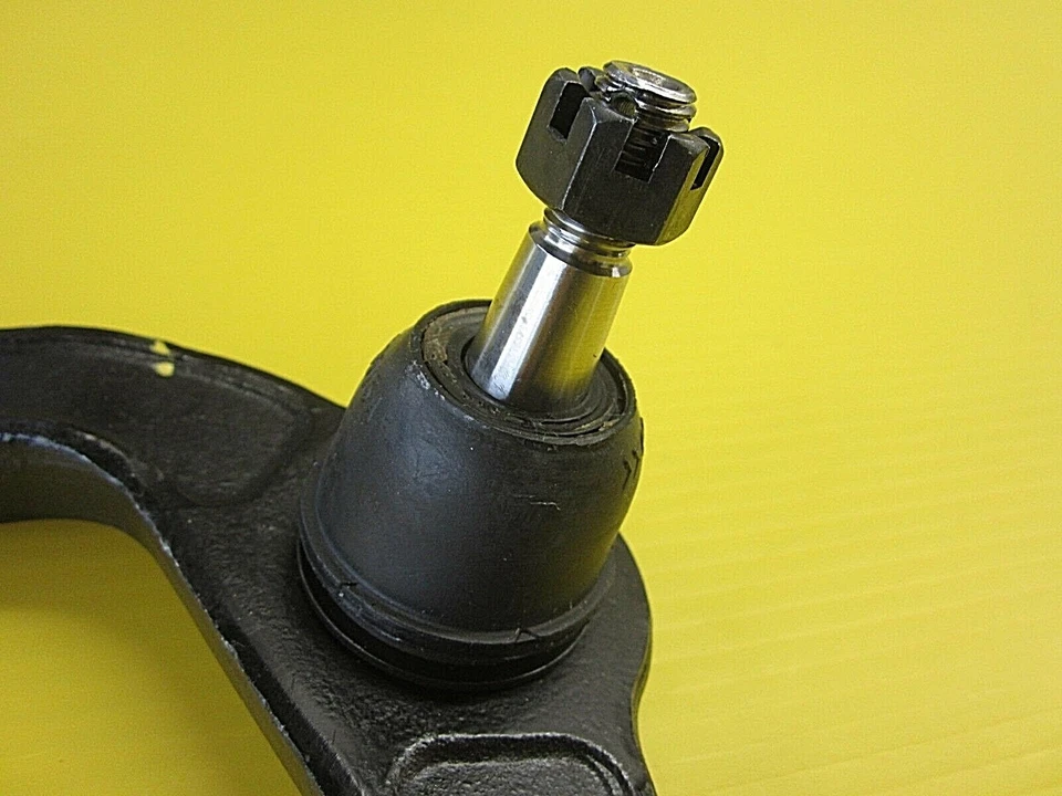Brazo de control de rótula XRF superior inferior Silverado SIERRA Express Chevy GMC 1500 Foto 4 de 4