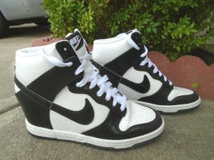 deportivas con tacon nike