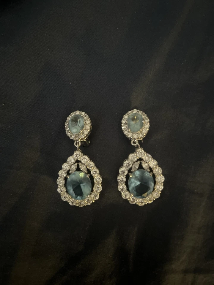 Pendientes Largos Susanne Summers Plata Blanca Y Azul Aguamarina Foto 3 de 4