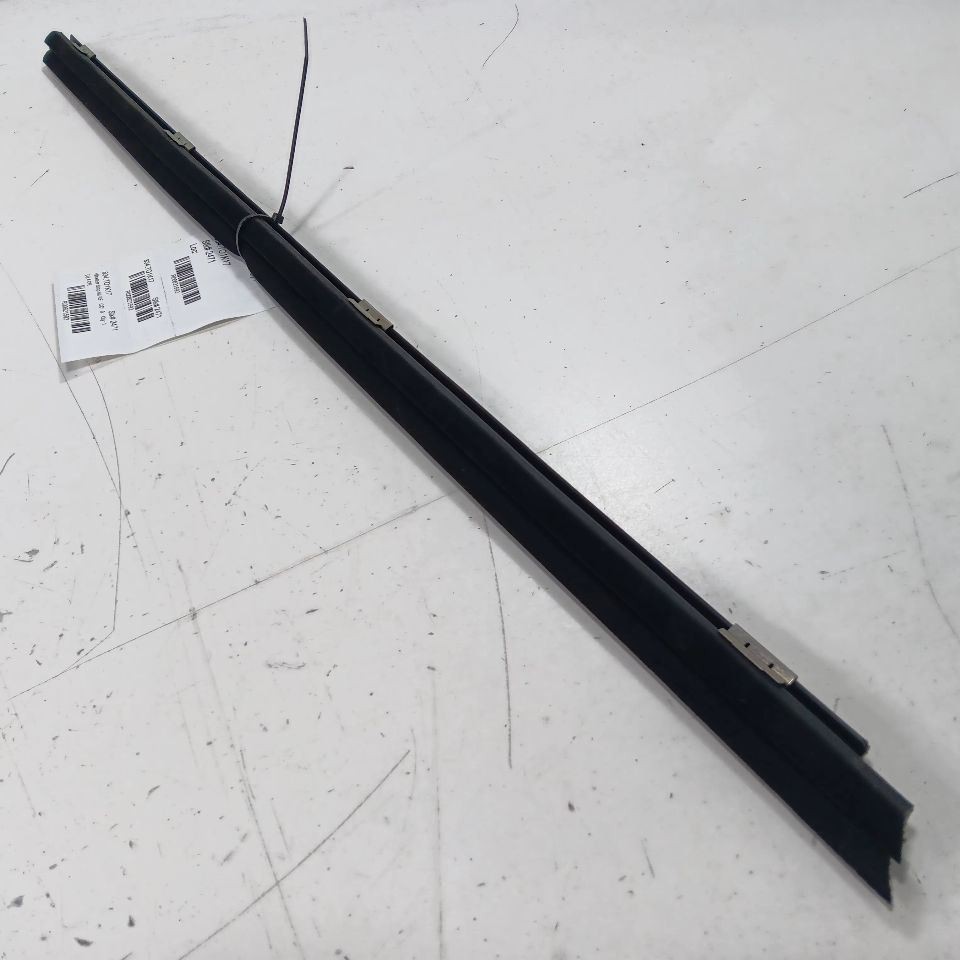 Toyota Camry Right Front Weather Strip Interior 2012 2013 2014 2015 2016 2017 OE