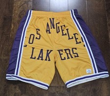 LOS ANGELES LAKERS Basketball Mitchell  Ness Youth XL Shorts NBA Hardwood