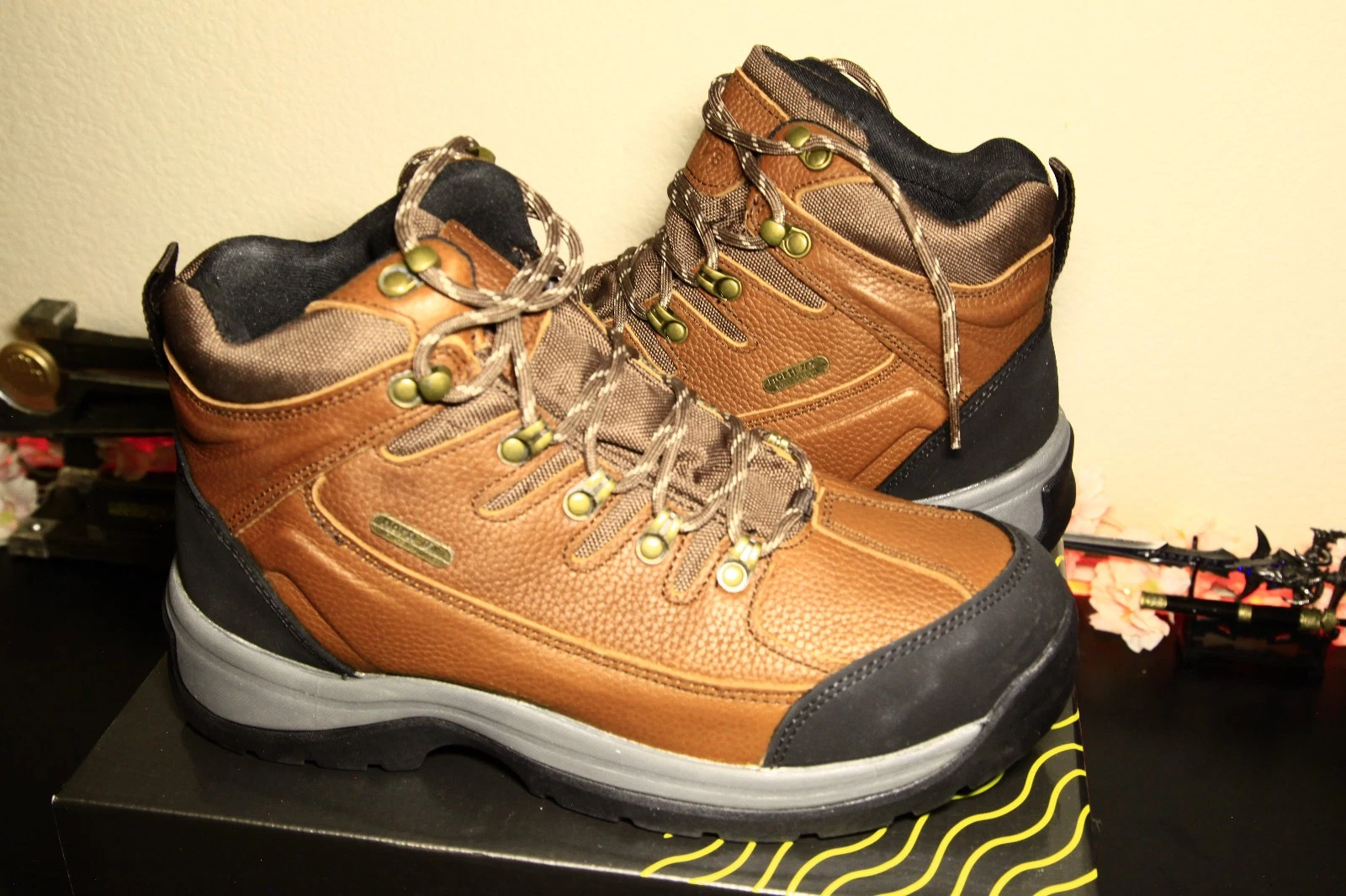 Nortiv 8 Mens Hiking Trail Boots - Brown (10.5 US)