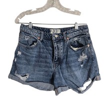 Free People Sz 27 Casual Cotton Distressed Blue Rolled Hem Denims Jean Shorts