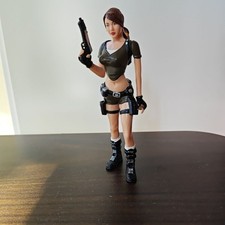Modellino Tomb Raider Lara Croft con arma rimovibile
