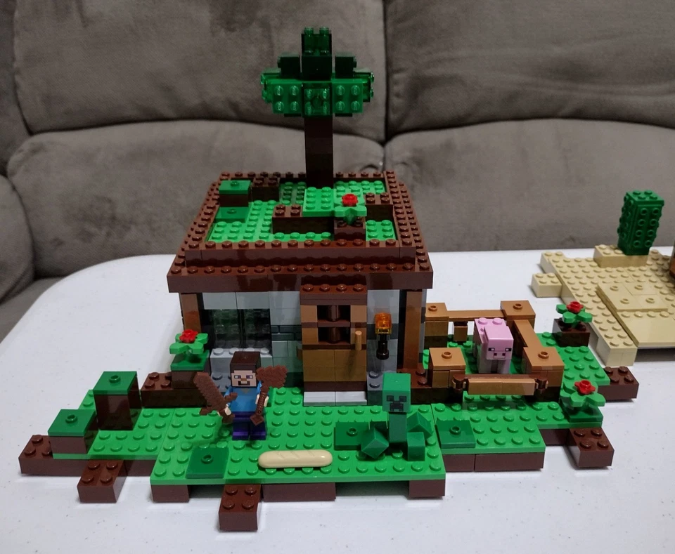 Лот из 4 винтажных наборов Minecraft LEGO 21114, 21115, 21119, 21121 - Изображение 2 из 4