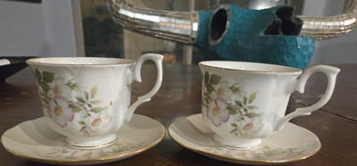 Duchess Bone China Floral Pattern Tea Cup & Saucer Set for 2, Four-Piece