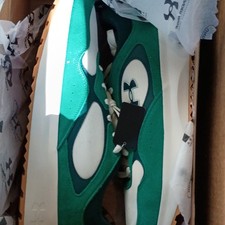 Under Armour Mens Athletic Sneakers Green/Whi...