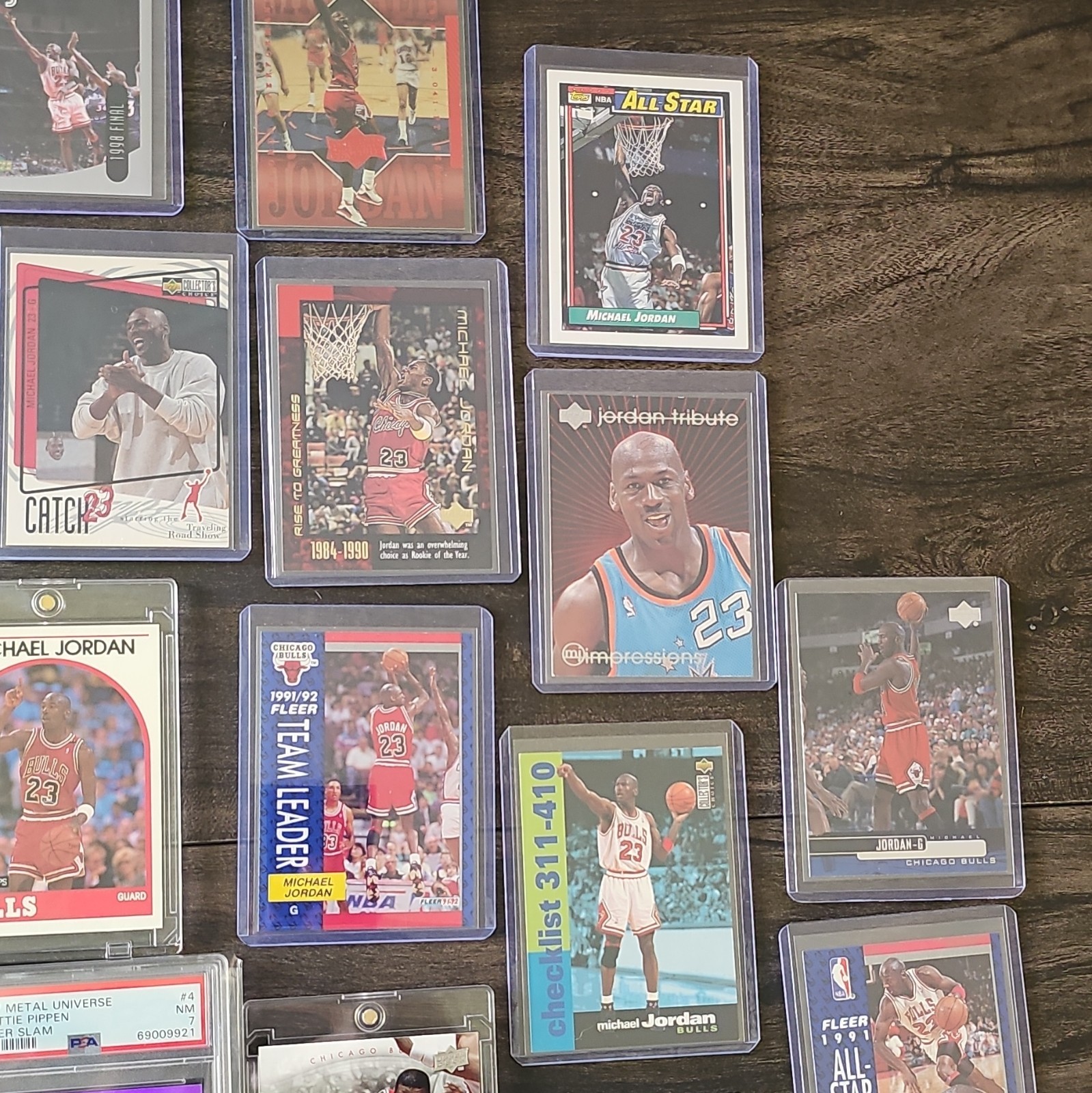 48-Card Vintage NBA Lot 47 Michael Jordan & 1 PSA 7 Scottie Pippen Silver Slam view 5