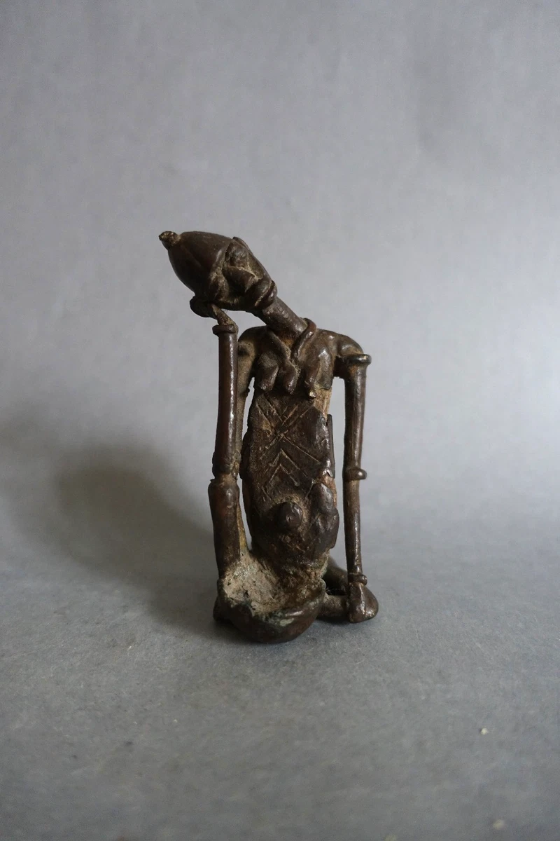 Amulette ancienne du dieu Hanuman - Bronze patiné vert - La Magie du