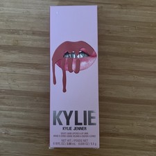 Lápiz labial líquido y delineador de labios Kylie Jenner Believer en armonía #305