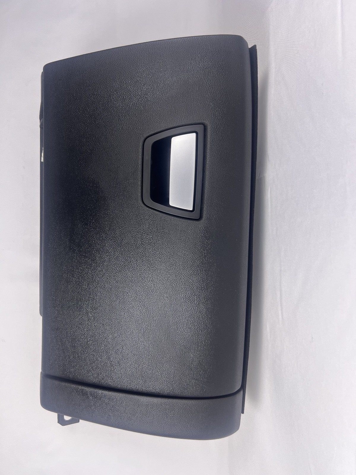 2014-2021 Maserati Ghibli Glove Box Storage Compartment 670071386 OEM