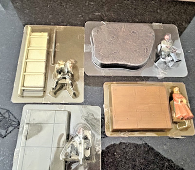 Hobby & Work Medieval Miniature Figures Knights Diorama Set of 4 w Platform