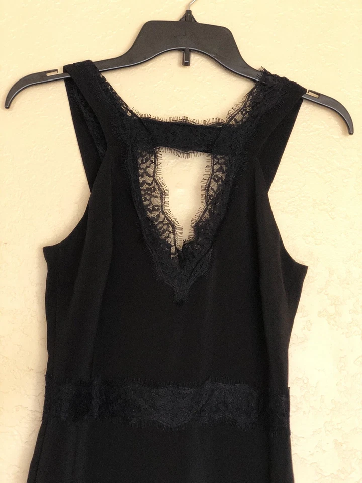 Macacão feminino Topshop preto com alça recortada casual renda tamanho 8 - Imagem 4 de 4