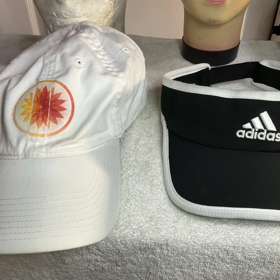 Lote de 5 sombreros/visera para correr Under Armour-Adidas-Nike para mujer Foto 3 de 4