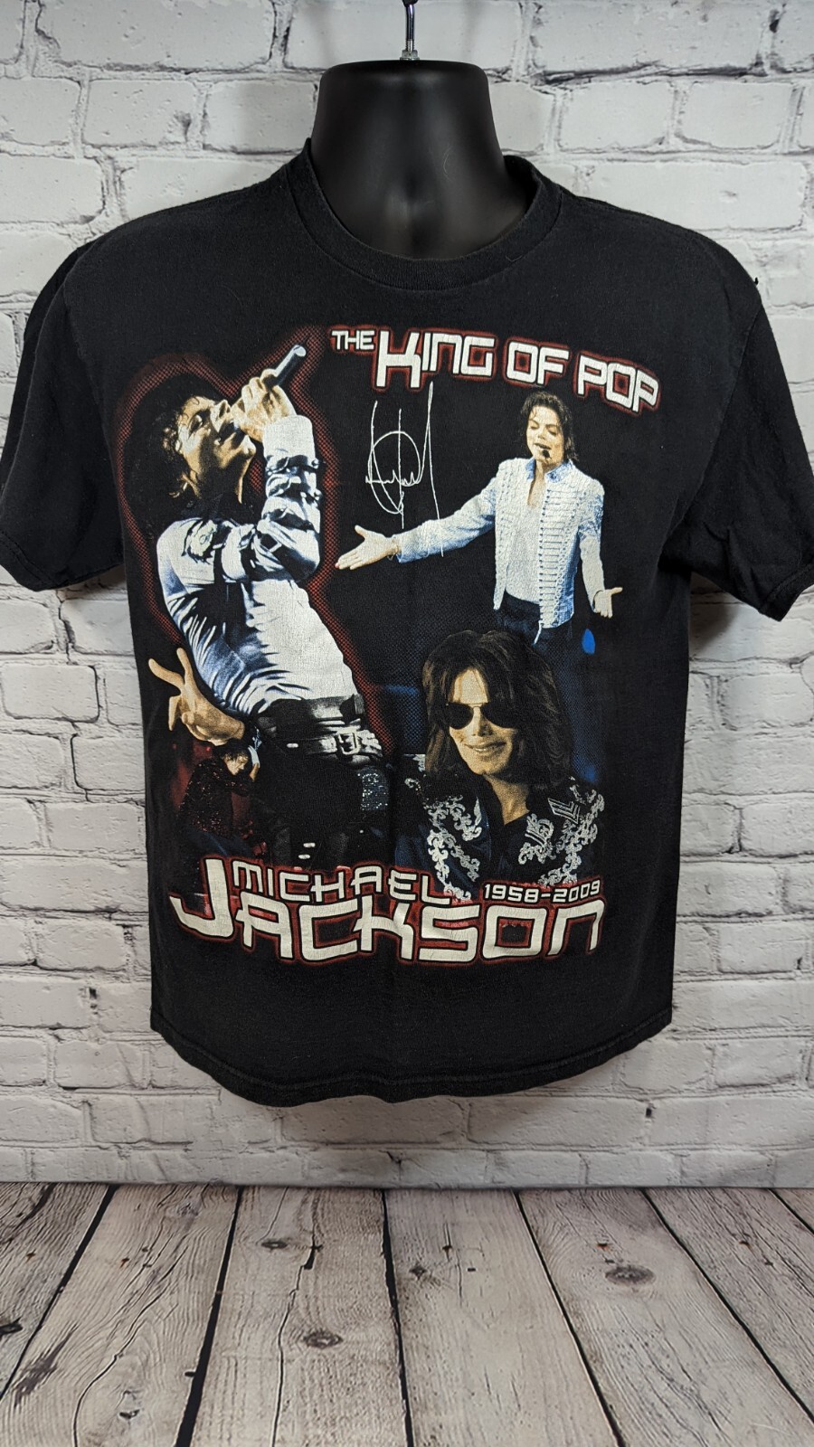 Michael Jackson Vintage King Of Pop Michael Jackson Signature T-Shirt - Ink  In Action