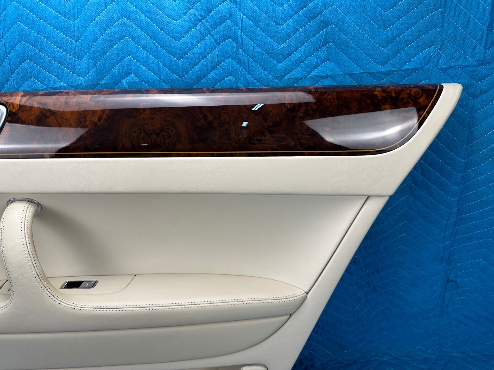 Bentley Flying Spur Rear Door Inner Trim Panel Passenger Side Ivory 2006-2012 OE