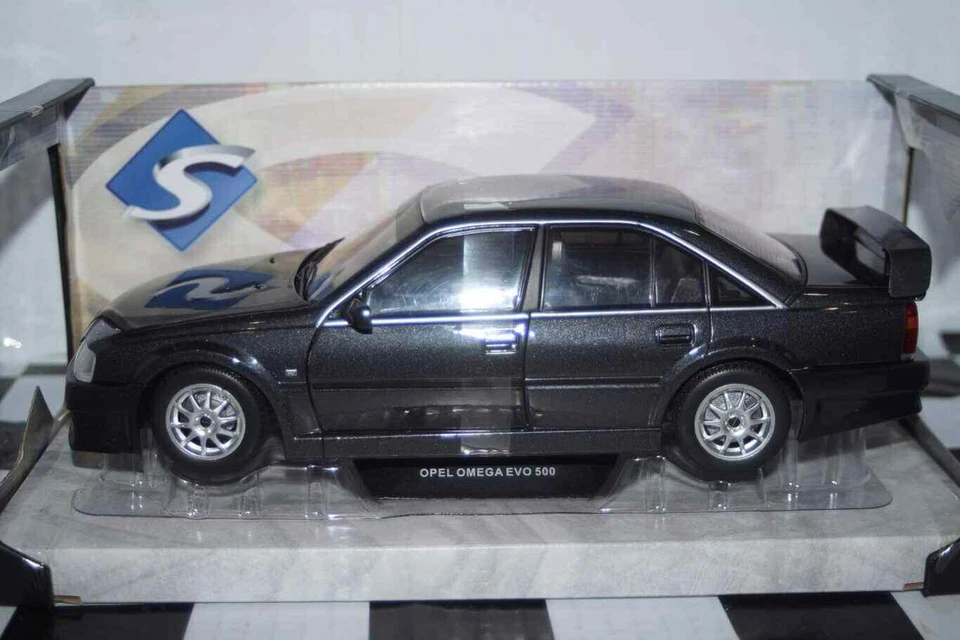 Solido Opel Omega EVO 500 1991 1:18 Diecast S1809701 Foto 3 de 4
