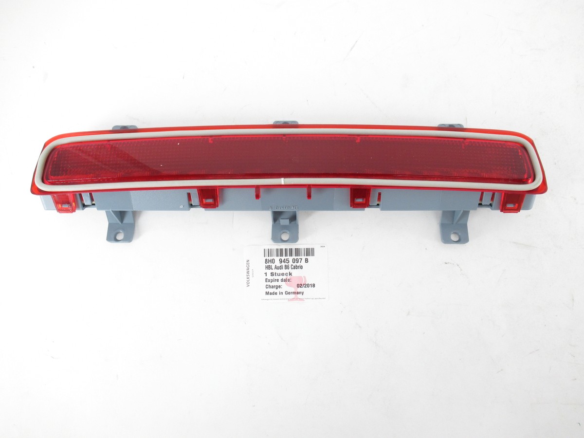 Genuine OEM Audi 8H0-945-097-B High Mount Center Third Brake 03-06