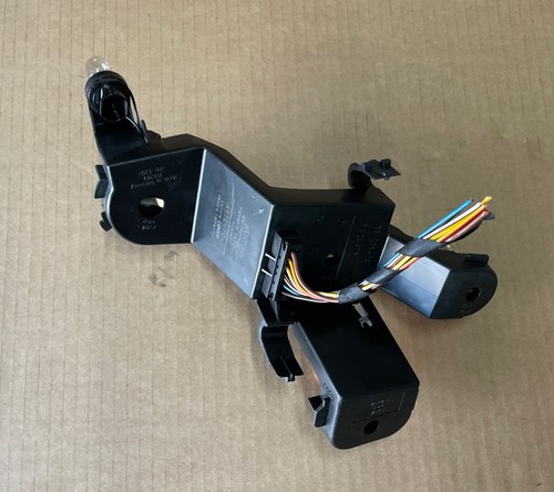 BMW E60 530D, Lampenträger links für Blinker weiss, 63216923306, 6923306