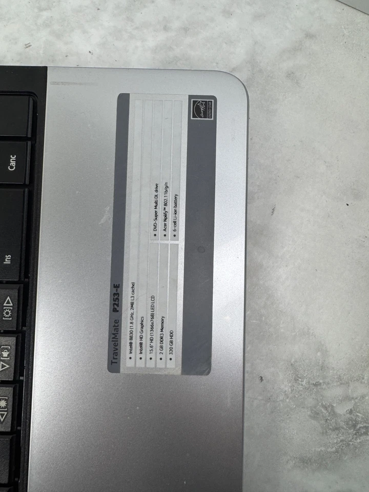 Acer TravelMate P253-E 15.6" Intel Celeron B820 Win8 per parti/riparare - Immagine 3 di 4