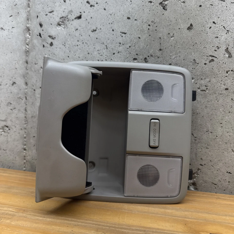 KIA FORTE FORTE5 14 15 16 17 18 GRIS CÚPULA INTERIOR MAPA LUZ CONSOLA SUPERIOR Foto 4 de 4