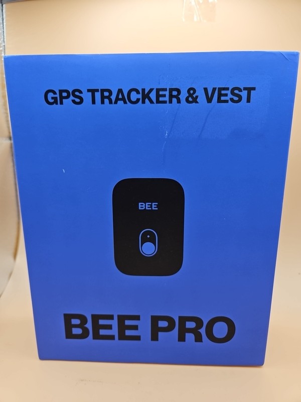 SOCCERBEE-BEE PRO 2 - Sports GPS Tracker & Vest for Outdoor Sports 