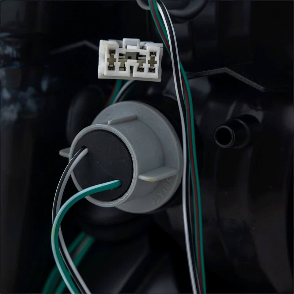 Luz trasera para Nissan Xterra 2000-2001 lado del pasajero Foto 4 de 4