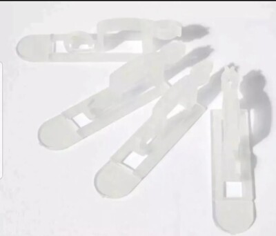 100 X Gutter Hooks Roof Clips for Christmas Lights Icicles Etc Professional Look