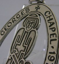 26g STERLING SILVER SAINT GEORGES CHAPEL PENDANT 1975 WINDSOR  CASTLE ROYALTY