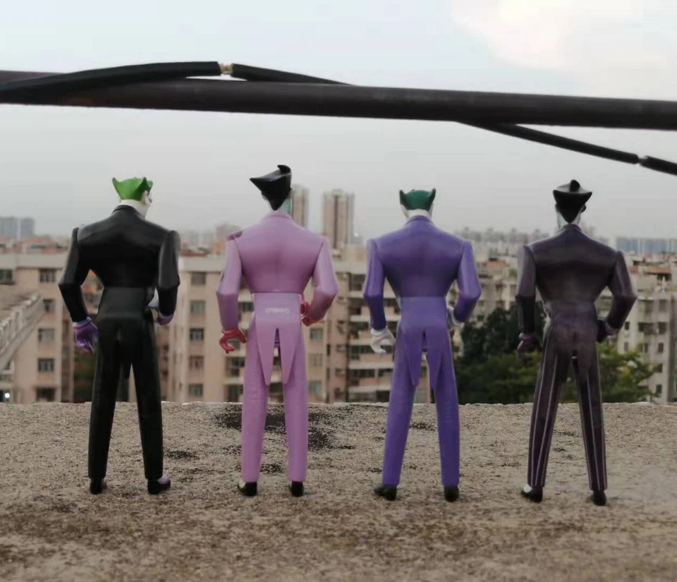 lote de 4 figuras de acción The Joker DC UNIVERSE YOUNG JUSTICE JLU 4" sueltas Foto 3 de 4