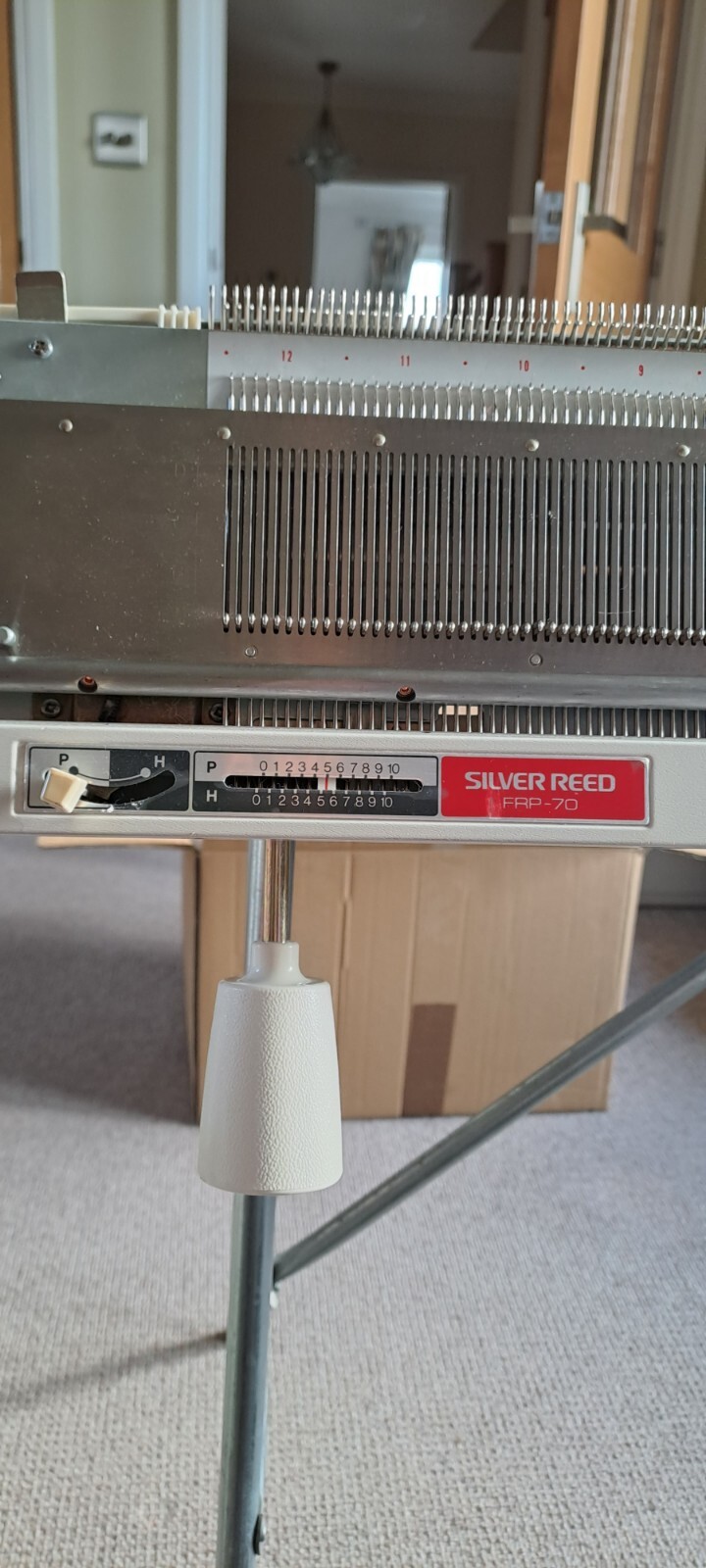 Silver Reed Fine Gauge Knitting Machine SK270 And Ribber eBay