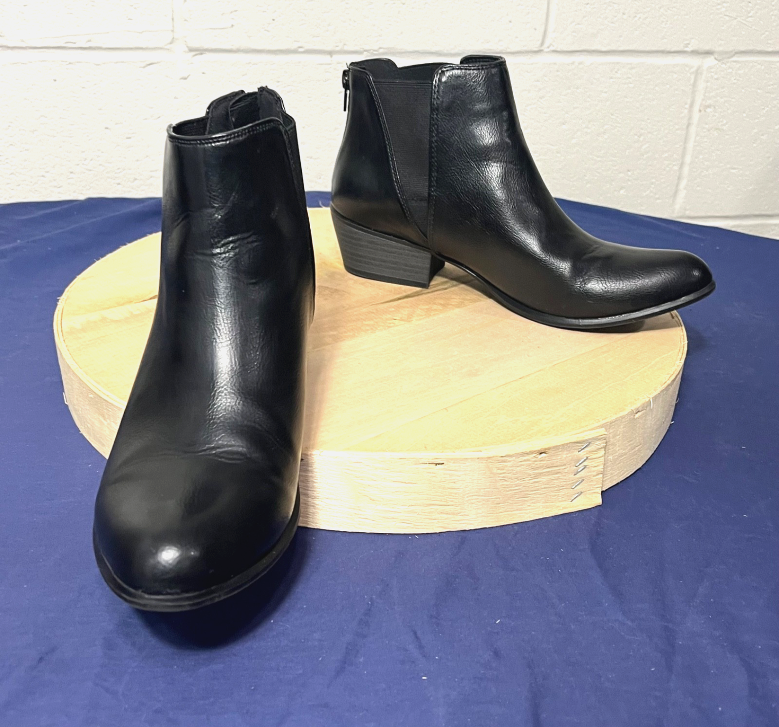 Esprit Tiffany Ankle Boots Bootie Women Size 9M Black Leather Back Zip Y2K