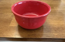 FIESTA Gusto Bowl 23 OZ Scarlet Red