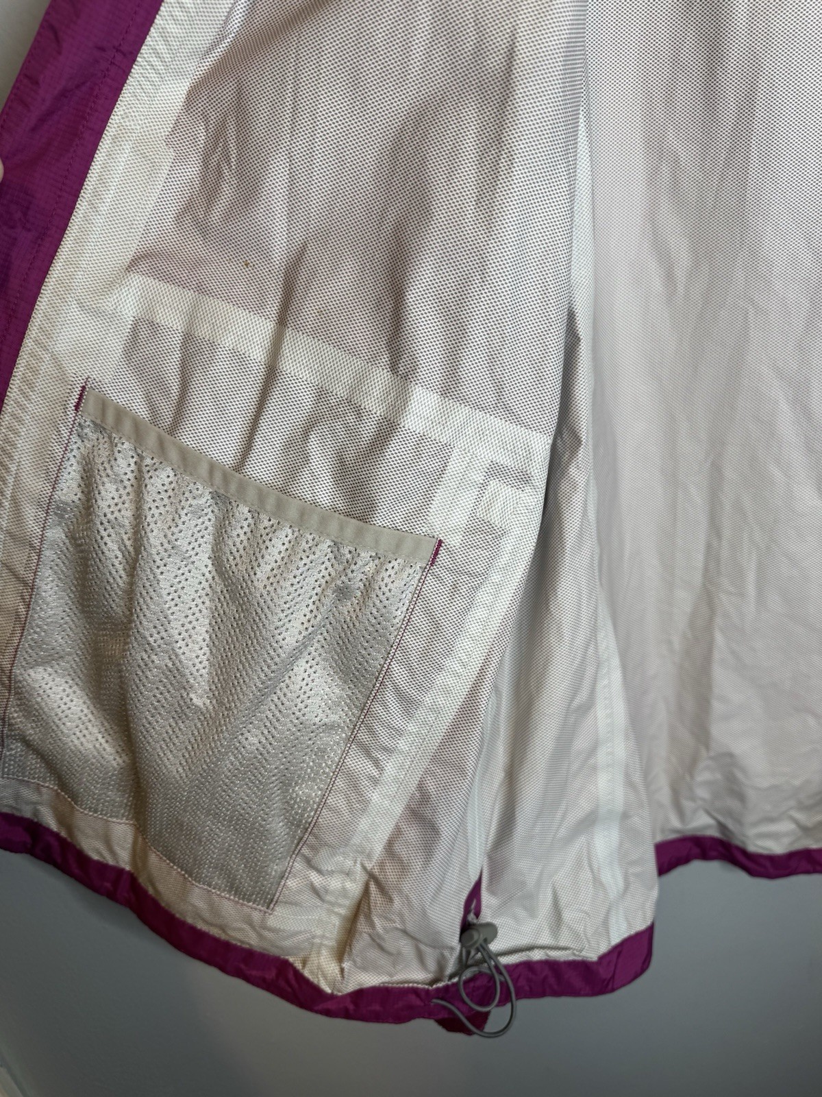 Women’s Patagonia Rain Jacket Large H2NO Torrentshell Pink/purple Hue Hooded thumbnail 7