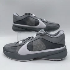 Nike Men's Size 17 Zoom Freak 5 (DZ2946 002) Sneaker Trainer Sports Gray