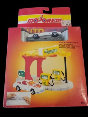 Majorette 703 Gas Station Auto Service Play Kit With Car RARE