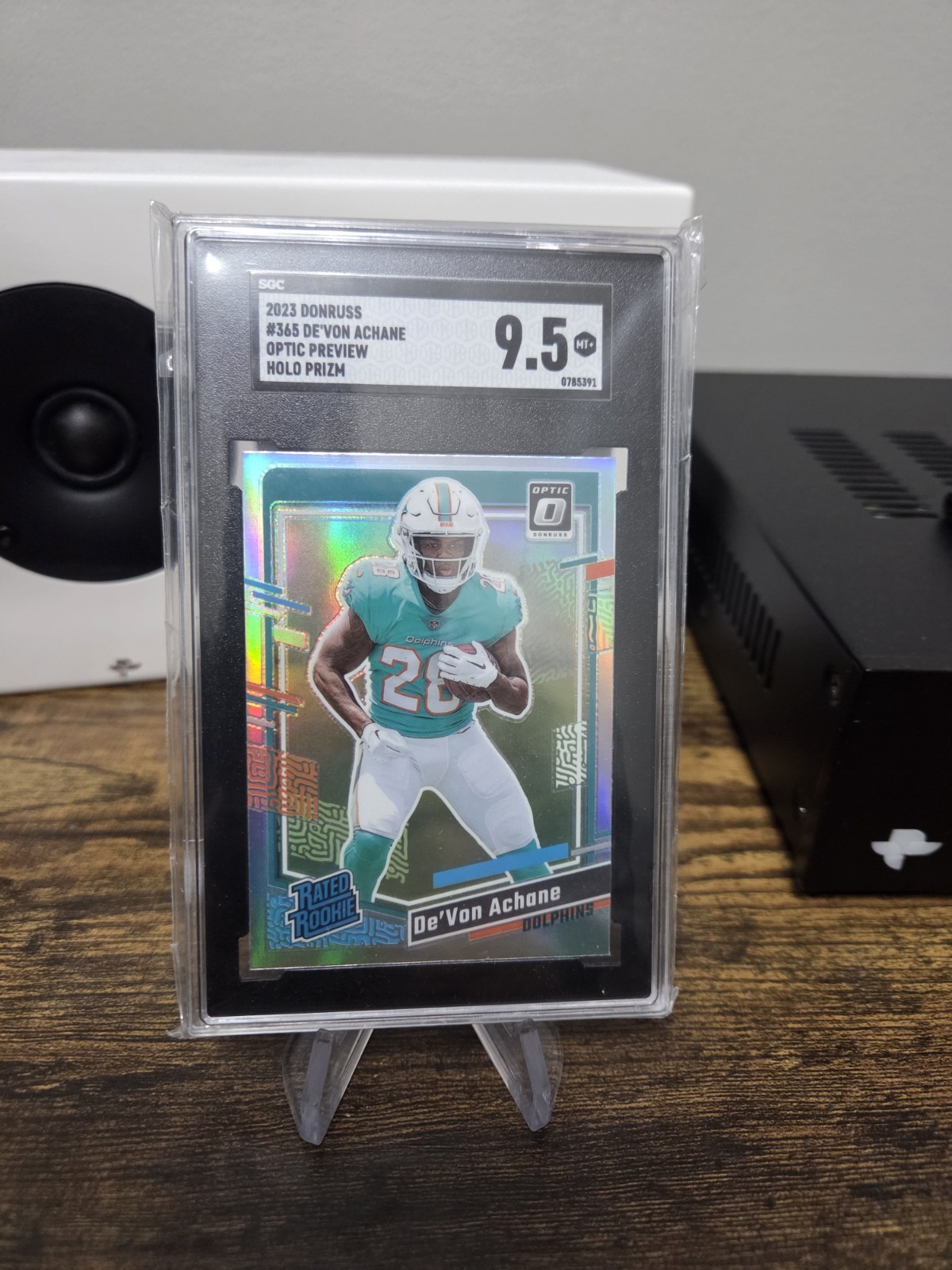 De'Von Achane Panini Donruss #365 Optic Preview-Holo