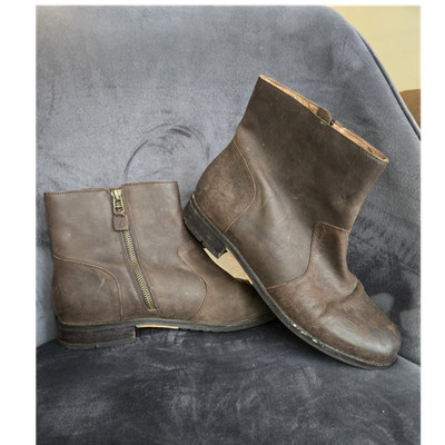 OluKai Brown Leather Biker Ankle Boots Zip Round Toe Men's Size 10